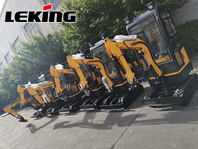 LeKing Machinery 6 Mini Excavators With Cab Exported To Australia