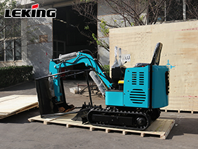 LeKing Machinery sent a batch of KV12 mini excavators to Italy