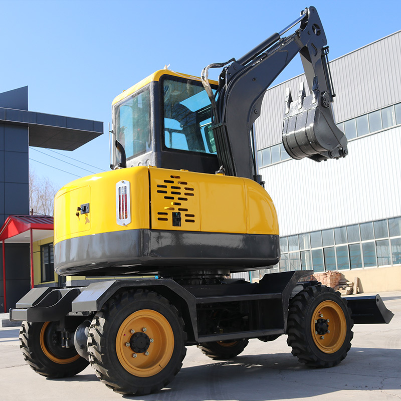 The small excavator makes a knocking sound when it is cold! so easy!