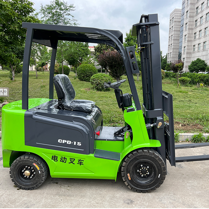 1.5 Ton New Energy Electric Forklift