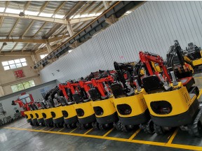 Micro excavator manufacturers teach you how to choose your own micro excavator