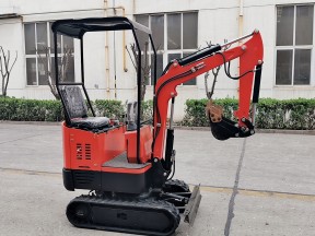 Safety common sense that must be known when operating a small excavator