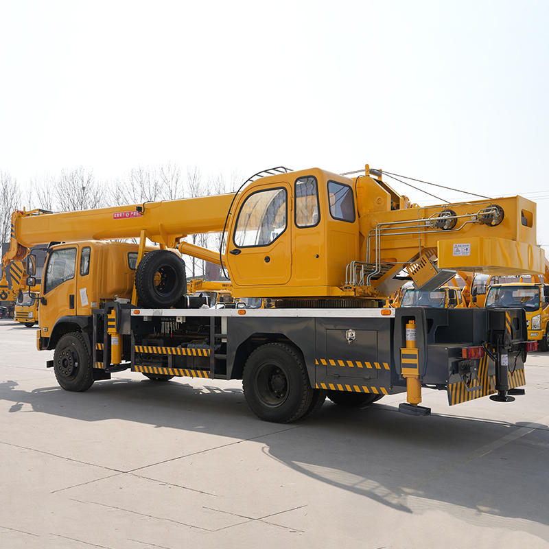 12 tons crane