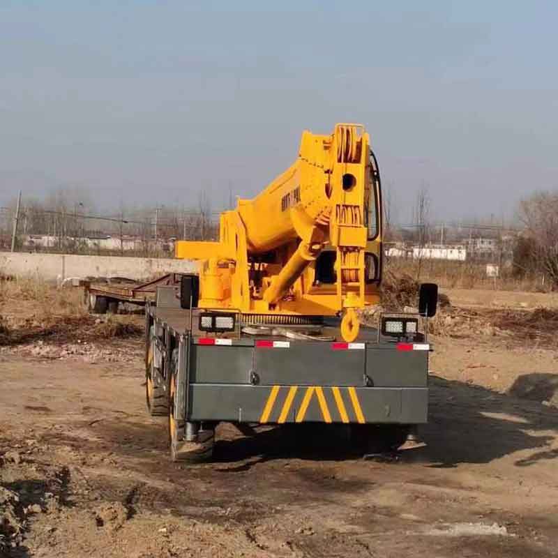 Off-road crane